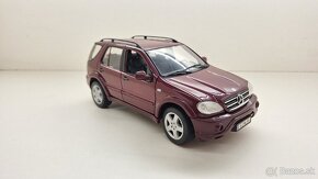 1:18 MERCEDES-BENZ ML 55 AMG - 7