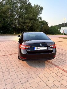 Škoda Superb III Laurin & Klement 2.0 140kw DSG - 7