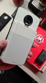 Motorola Z2 force + mody, teda doplnky - 8