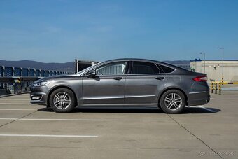 Ford Mondeo Vignale-Hybrid - 8