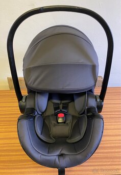 Polohovateľná autosedačka Britax-Römer Baby-Safe 5Z2 - 8