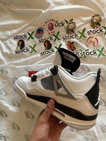 Jordan 4 - 8