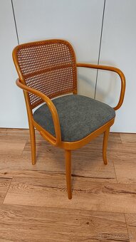 Stolička, kreslo ton 811 - 8