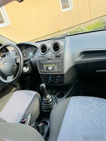 Ford Fiesta 55kw 2008 100 000km - 8