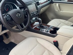 Volkswagen Touareg II 3.0 V6 TDI BMT 4MOTION - 8