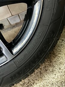 5x114.3mm R16 - 215/55 R16 zimne pneumatiky - 8