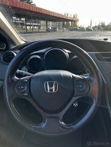 Honda Civic 1.8 Benzín Sport i-VTEC 104 kW - 8