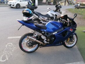 Suzuki gsxr 1000K4 - 8