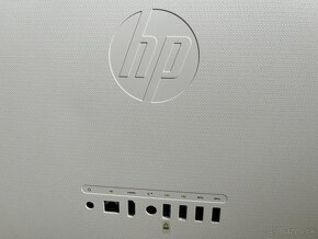 HP ALL IN ONE PC - 8