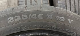 235/45R19 letne - 8