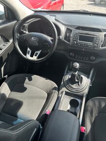 Kia Sportage - 8