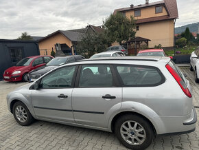 Ford Focus Kombi 1.6 VCT AKONTACIA OD 0% - 8