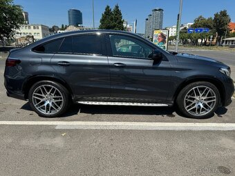 Mercedes GLE-Cupe 450 AMG Benzín - 8