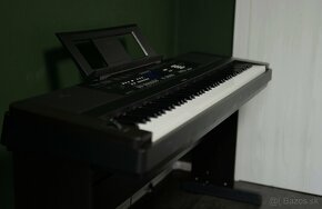 Yamaha portable grand 650 - 8