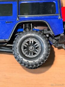 TRAXXAS TRX-4M LAND ROVER DEFENDER 1:18 RTR MODRÝ - 8