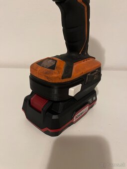 Predam adapter z Parkside na AEG/Ridgid - 8