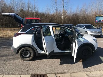 Opel Crossland X 1.2 TURBO S&S Enjoy - 8