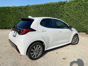 MAZDA 2 - 8