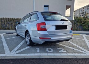 Škoda octavia 1.6 TDI 4x4 - 8