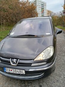 Peugeot 807 - 8