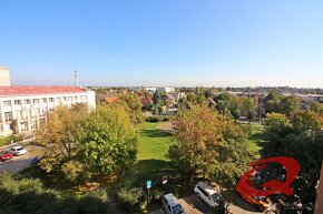 3-IZBOVÝ BYT V CENTRE, PÁR KROKOV OD PEŠEJ ZÓNY - 8