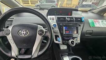 Toyota Prius Plus + LPG - 8