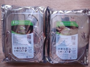 2 /3 /4 /6 /8TB Seagate Barracuda, IronWolf, vo fóli. - 8