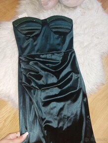 Smaragdové šaty × onesize - 8