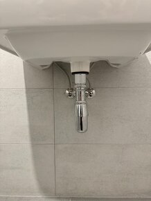 Predam Hansgrohe baterie a Geberit umyvadla a toaletu - 8