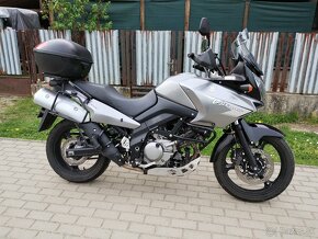 Suzuki DL 650 V-Strom - 8