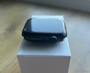 Apple watch 5 44 Zdravie: 90% - 8