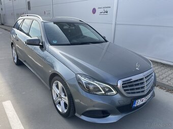 Mercedes Benz E200 - 8