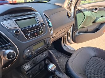 Predám Hyundai ix35 2.0crdi - 8