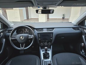 Škoda Octavia Combi 1.6 TDI M5 Ambition Navi DVD R16 Orig KM - 8