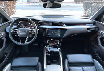 Audi e-tron, S370kW Quattro,B&O,Matrix,HUD,11/2021 - 8