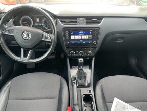 Škoda Octavia Combi 2.0 TDI DSG - 8