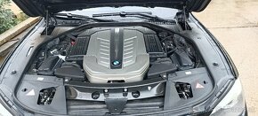 BMW 760i V12 biturbo INDIVIDUAL - 8