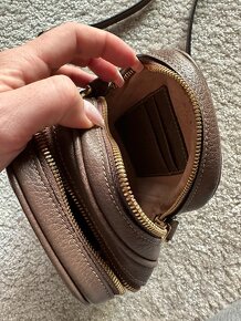 Gucci crossbody taška Supreme monogram Ophidia - 8