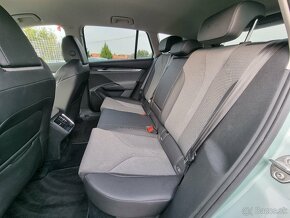 Škoda Enyaq iV 60 Loft za 32.000 € s DPH - 8