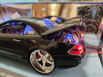 Prodám model 1:18 mercedes benz SL55 AMG - 8