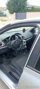 Renault Clio 3-2011 - 8