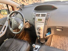 Toyota yaris 1,5 benz. 2007 automat - 8