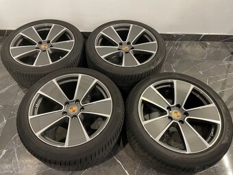 original porsche cayenne coupe r21 9y0601025bm - 8