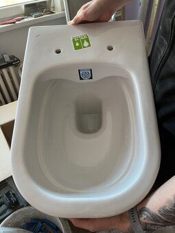 Závesné wc Jika - 8