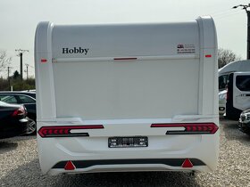Hobby 545 KMF De Luxe Model 2024, Koberce 1 800Kg 12r záruka - 8