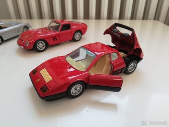 1:24 Bburago 4ks Ferrari modelov - 8