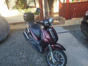 Piaggio Beverly 500 - 8