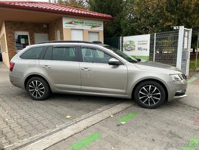 Škoda Octavia Combi 2.0 TDI Extra DSG EU6 - 8