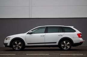 Škoda Octavia Combi SCOUT2.0 TDI DSG 4x4 - 8