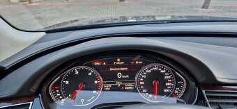 AUDI A8 4,2  V8  QUATTRO TIPTRONIC AUTOMAT - 8